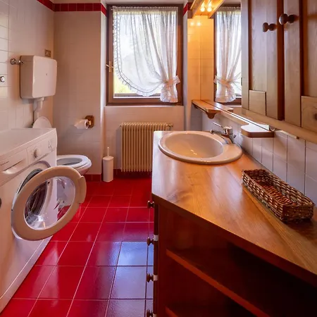 아파트 Spacious Alpine Loft With Stunning Antelao Views